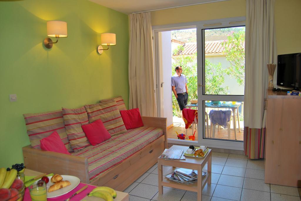 Lagrange Grand Bleu Vacances - Residence Le Village Des Aloes Сербер Номер фото