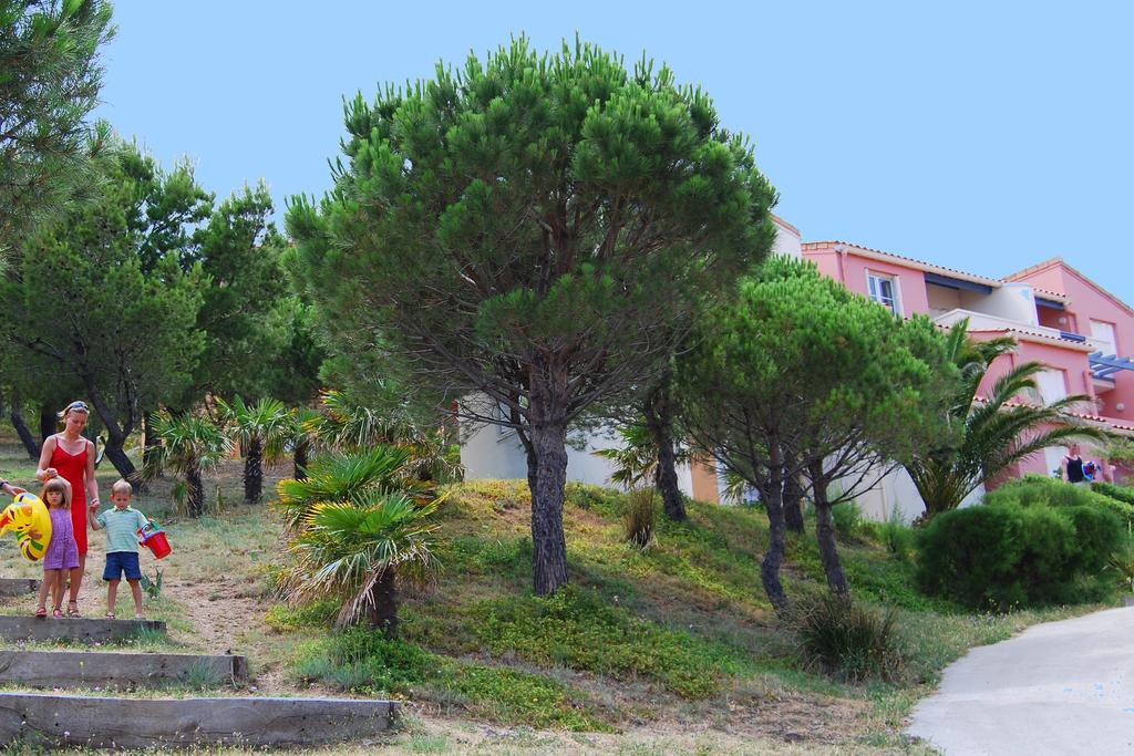 Lagrange Grand Bleu Vacances - Residence Le Village Des Aloes Сербер Экстерьер фото
